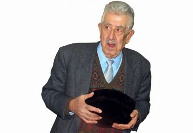 دەمێک لەگەڵ مارف خەزنەدار