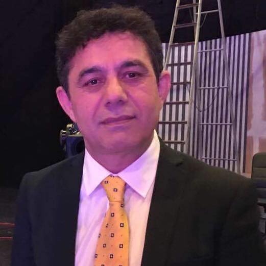گۆزەڵەیەک خۆڵەمێش و کۆمەڵێک پرسیاری ئەزەلی